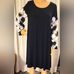 Spence Dress Size M.Elegant Black Floral Sleeve Dress